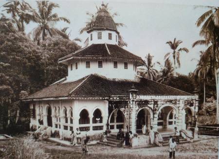 Pembersihan Masjid Jenderam (1958)